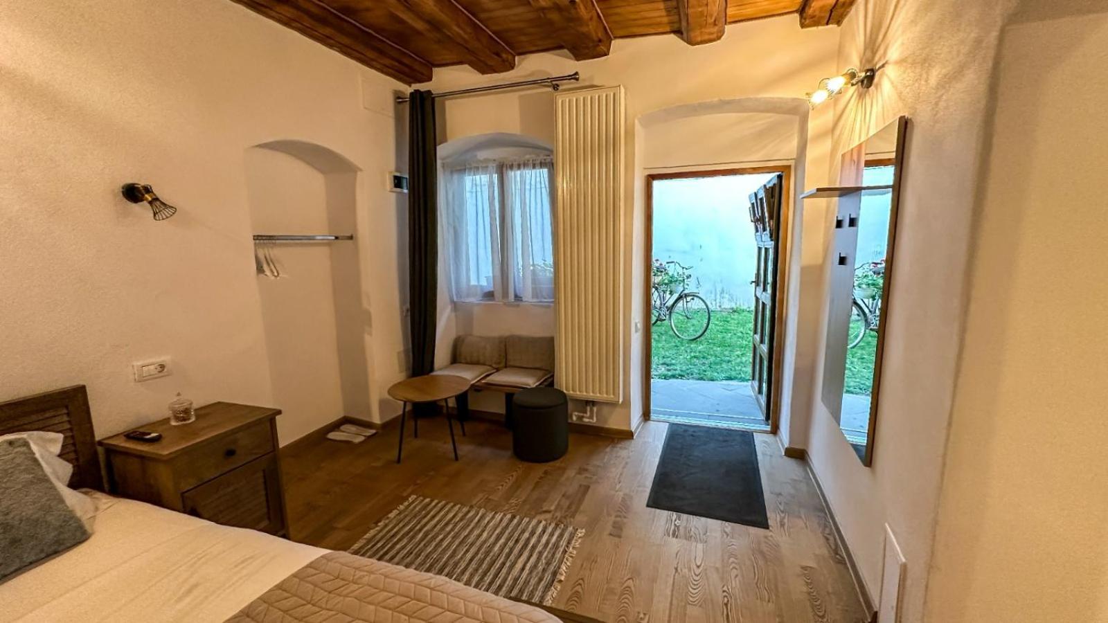 Central Garden Apartments Braşov Eksteriør billede